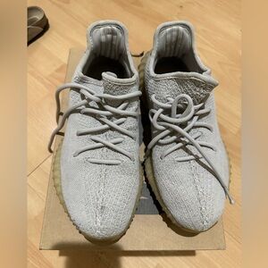 Yeezy boost 350 V2